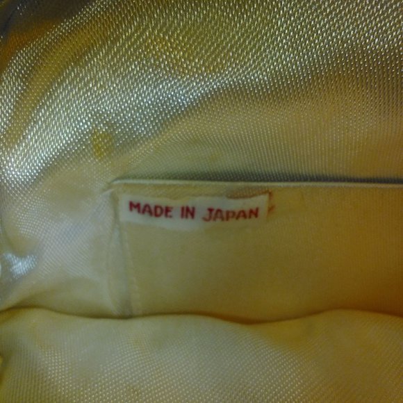 Japanese Faux Pearl Beaded Pinkish Beige Satin Lined Snap Clutch Evening Purse - Picture 6 of 17